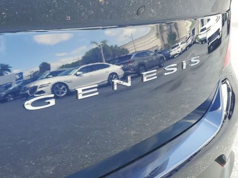 Used 2023 Genesis G70 2.0T w/ Sport Prestige Package RWD image 8