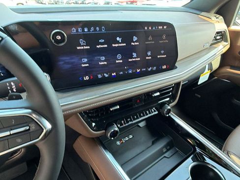 New 2026 Chevrolet Tahoe High Country AWD/4WD image 6