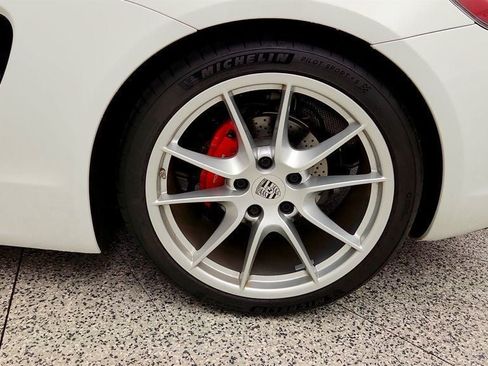 Used 2016 Porsche Cayman GTS RWD image 9
