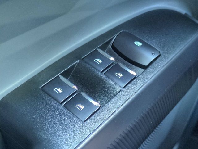 Used 2025 Ford Maverick XL w/ Equipment Group 102A AWD/4WD image 22