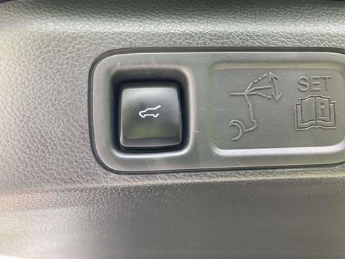 Used 2024 Ford Expedition Max XLT RWD image 15