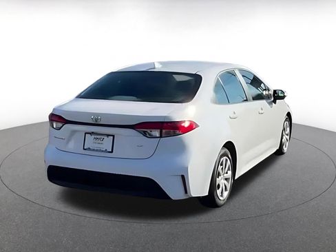 Used 2025 Toyota Corolla LE image 7