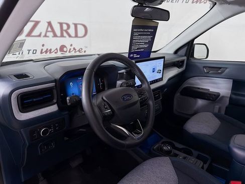 Certified 2025 Ford Maverick XLT w/ XLT Luxury Package AWD/4WD image 11
