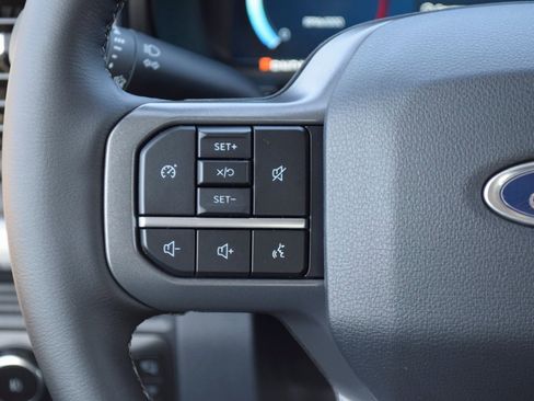 New 2026 Ford F250 Lariat w/ FX4 Off-Road Package image 9