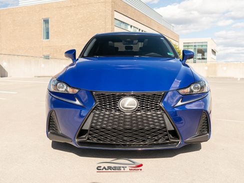 Used 2018 Lexus IS 300 AWD image 2