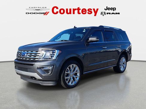 Used 2019 Ford Expedition Limited w/ Equipment Group 302A AWD/4WD image 9