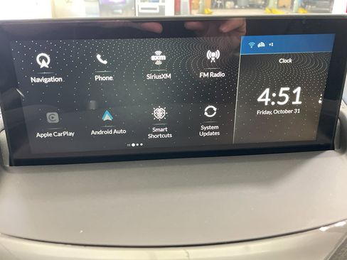 Used 2025 Acura RDX SH-AWD w/ Technology Package image 19