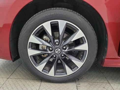 Used 2019 Nissan Sentra SR image 31