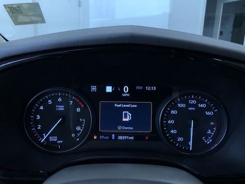 Used 2022 Cadillac XT6 Premium Luxury w/ Technology Package AWD/4WD image 22