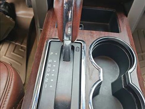 Used 2013 Ford F150 King Ranch w/ King Ranch Luxury Pkg image 27