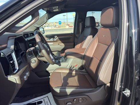 New 2026 GMC Sierra 1500 Denali w/ Denali Reserve Package AWD/4WD image 12