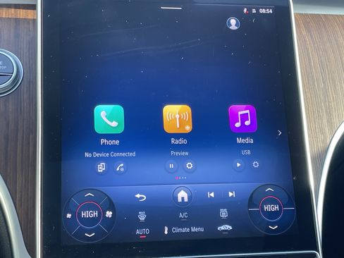 Certified 2025 Mercedes-Benz C 300 Sedan image 33