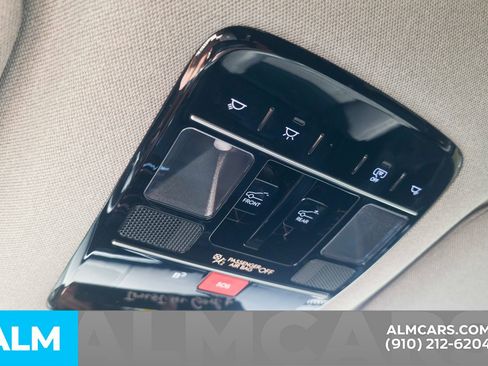 Used 2025 Hyundai Santa Fe Limited image 17