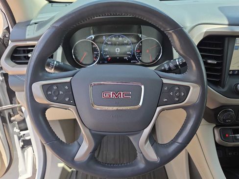Used 2022 GMC Acadia Denali w/ Denali Ultimate Package AWD/4WD image 19