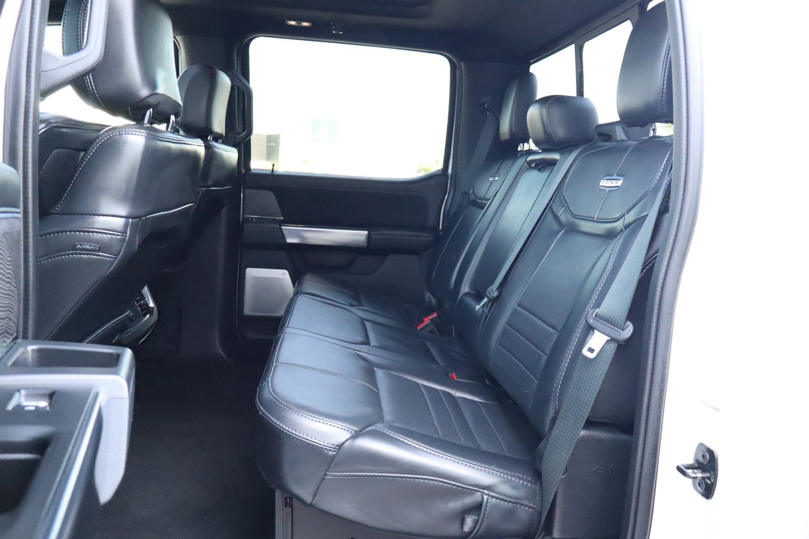 Used 2025 Ford F250 Platinum w/ Tremor Off-Road Package AWD/4WD image 38
