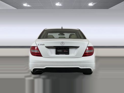 Used 2014 Mercedes-Benz C 250 Luxury image 10