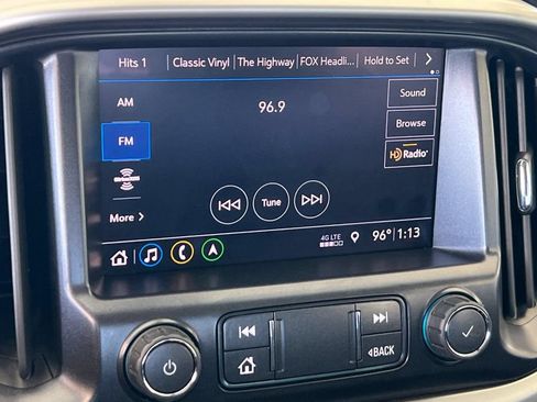 Used 2022 Chevrolet Colorado LT RWD image 19