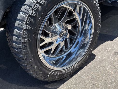 Used 2019 RAM 1500 Laramie RWD image 9