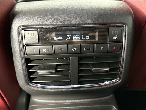 Used 2023 MAZDA CX-9 Carbon Edition image 28
