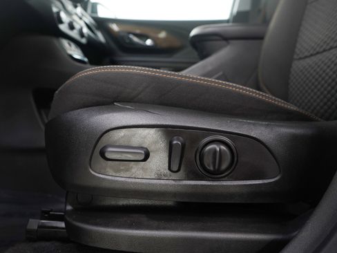 Used 2021 GMC Terrain SLE w/ Driver Convenience Package image 22