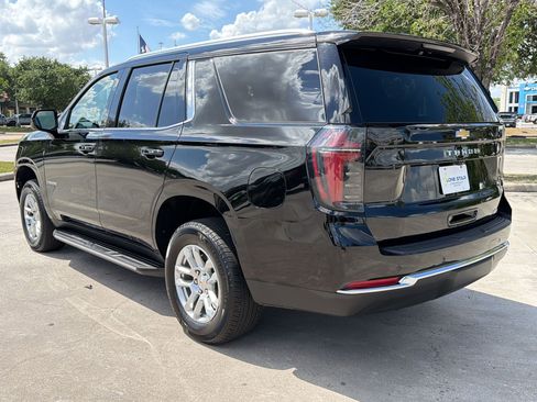 Used 2025 Chevrolet Tahoe LT image 3