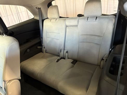 Used 2016 Honda Pilot EX image 16