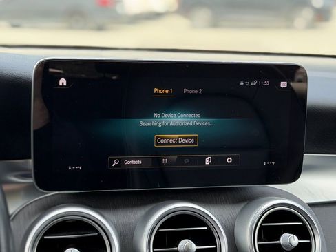 Used 2021 Mercedes-Benz GLC 300 4MATIC image 9