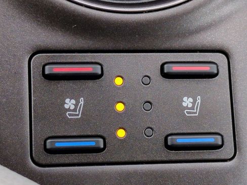 Used 2023 Toyota Camry XSE image 24