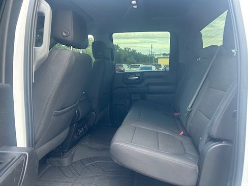 Used 2022 Chevrolet Silverado 2500 LT w/ Convenience Package image 13