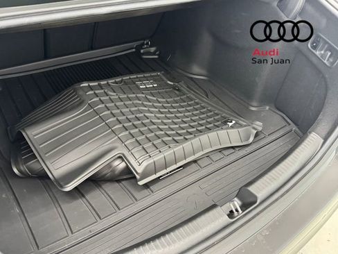 Used 2024 Mercedes-Benz C 300 Sedan image 10