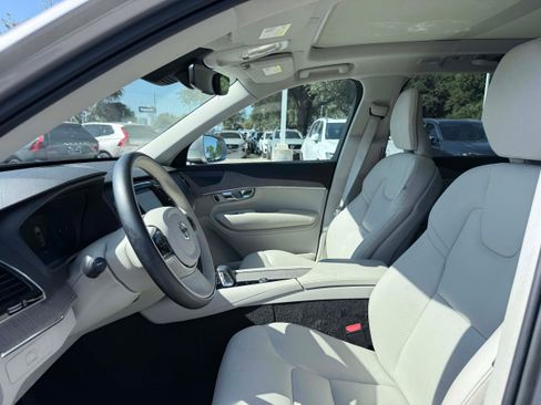 Certified 2023 Volvo XC90 B6 Plus w/ Protection Package Premier AWD/4WD image 10