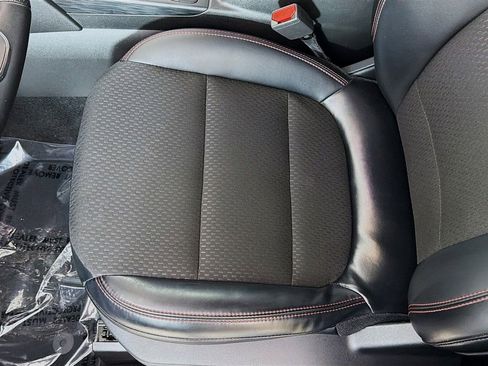 Used 2025 Ford Escape ST-Line FWD image 19