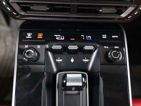 Certified 2020 Porsche 911 Carrera 4S AWD/4WD image 27