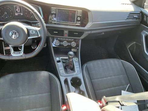 Used 2019 Volkswagen Jetta GLI image 16