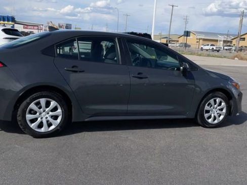 Used 2024 Toyota Corolla LE FWD image 2