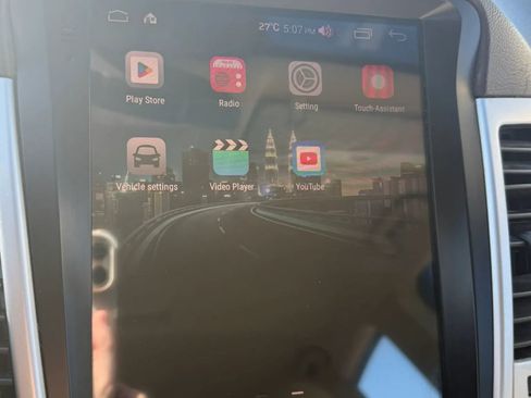 Used 2015 Chevrolet Cruze LT image 26