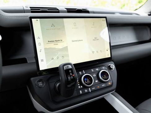 New 2026 Land Rover Defender 110 X-Dynamic SE AWD/4WD image 31