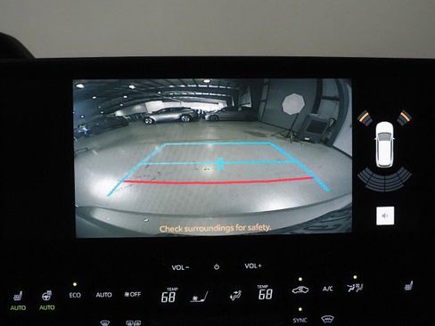 Used 2025 Toyota bZ4X XLE w/ Weather Package image 26