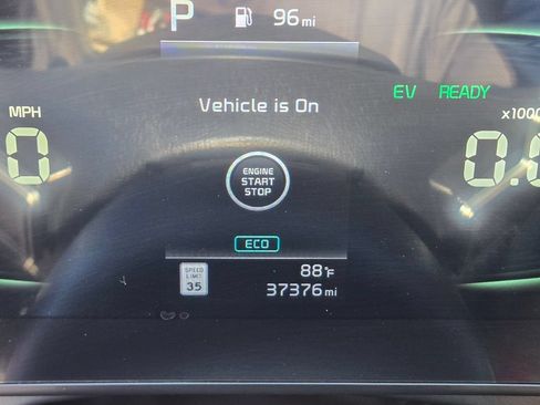 Used 2023 Kia Sportage EX AWD/4WD image 23