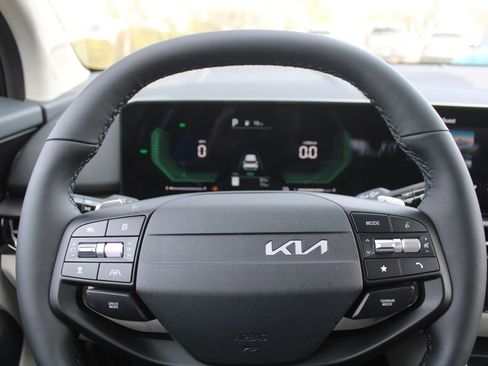 New 2026 Kia Sportage EX image 26