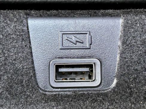 Certified 2024 RAM 1500 Laramie image 36