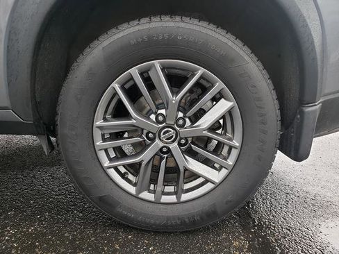 Used 2021 Nissan Rogue S image 33