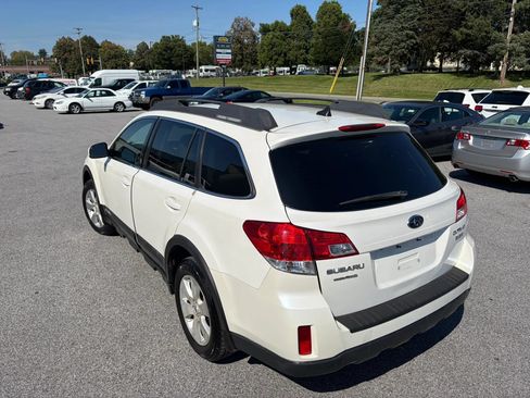 Used 2012 Subaru Outback 3.6R Limited w/ Moonroof Pkg AWD/4WD image 7