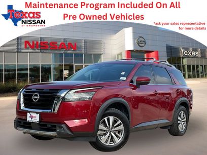 Used 2023 Nissan Pathfinder SL