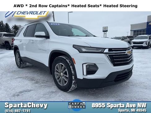 Used 2023 Chevrolet Traverse LT image 1