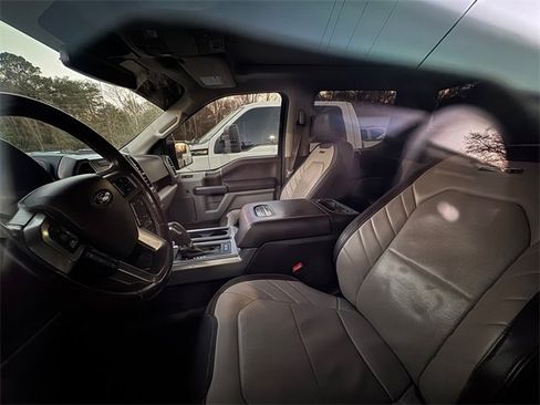 Used 2019 Ford F150 Limited w/ Trailer Tow Package image 8