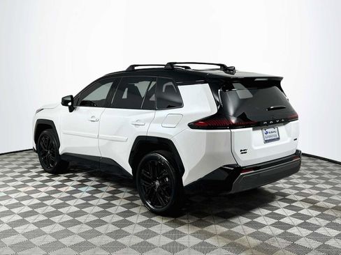 Used 2026 Toyota RAV4 XSE w/ Panoramic Sun Roof Package AWD/4WD image 5