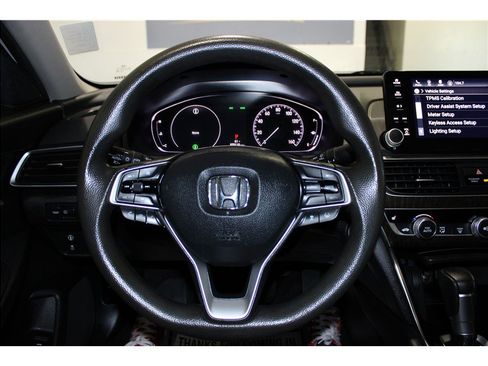 Used 2020 Honda Accord EX image 25