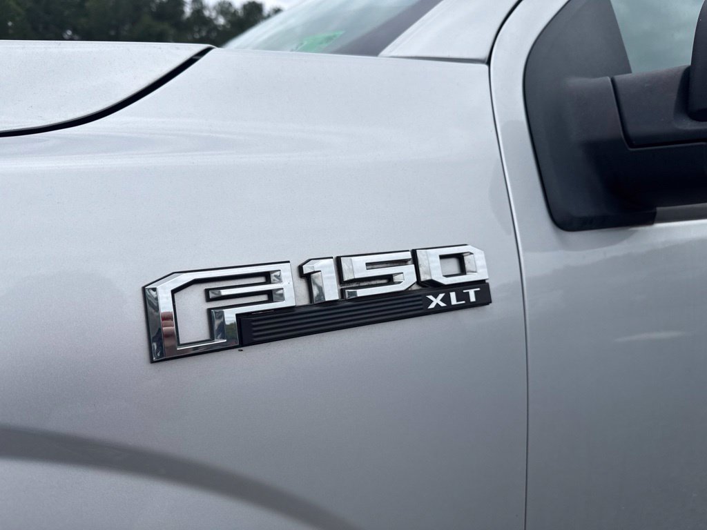Used 2016 Ford F150 XLT w/ Equipment Group 302A Luxury AWD/4WD image 40