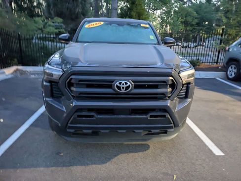 Used 2025 Toyota Tacoma SR image 2